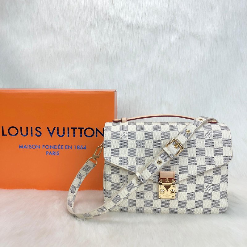 Louis Vuitton Metis Pochette 